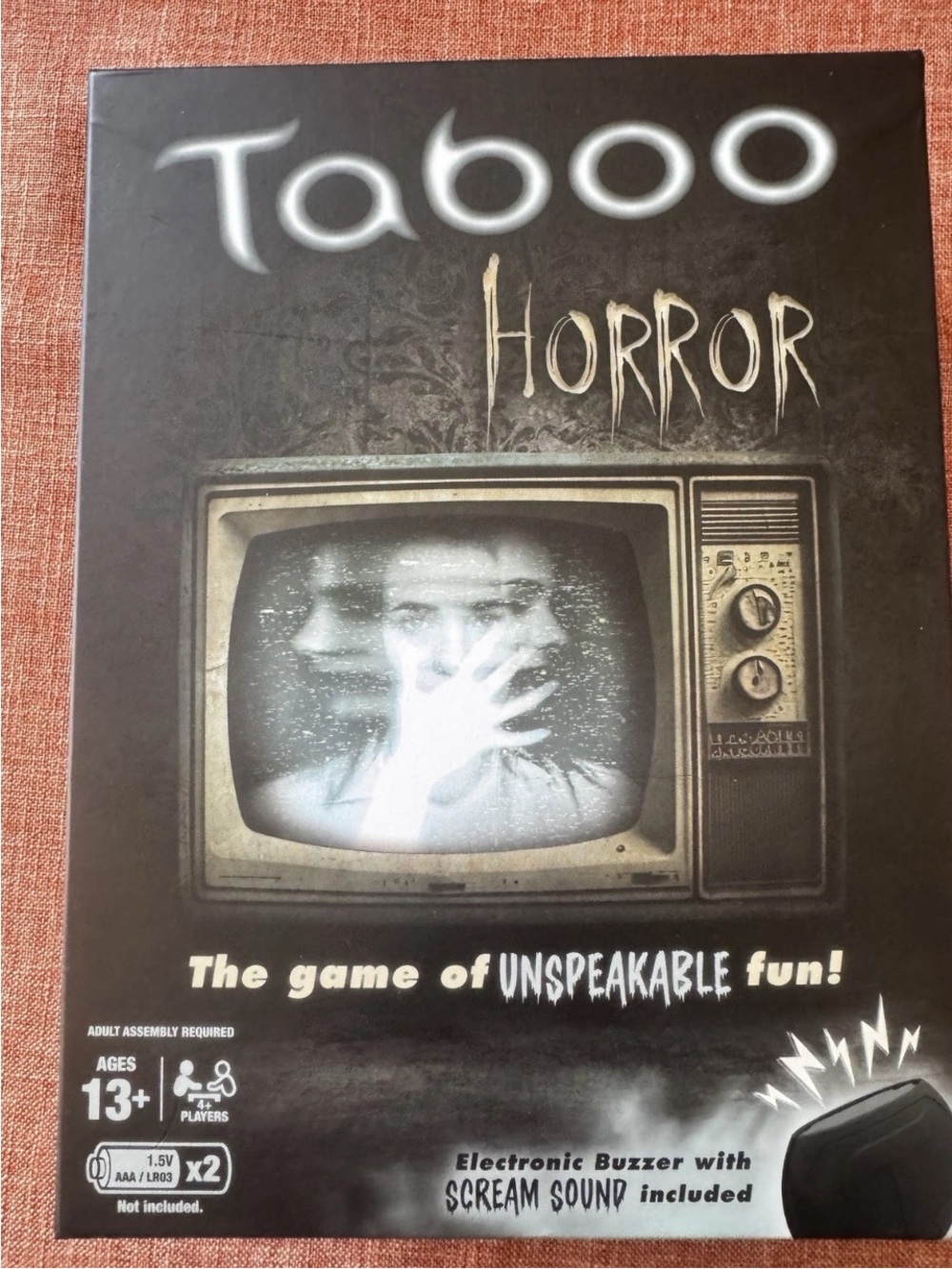 Taboo Horror Game of Unspeakable Fun Scream Buzzer Hasbro 450 Cards Halloween